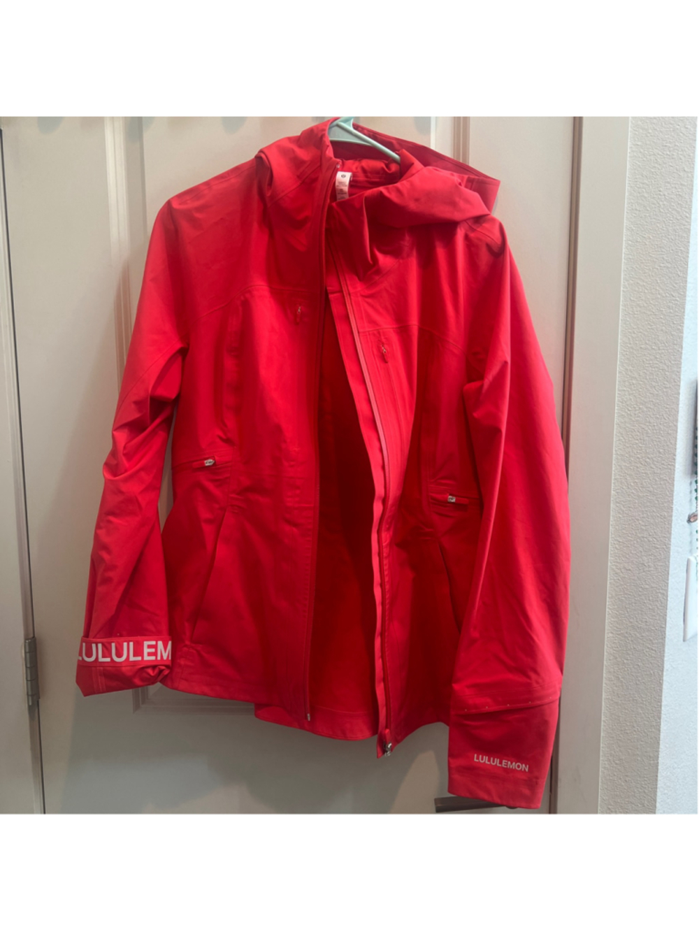 Lululemon Break a Trail Jacket
Grenadine Red size 8
